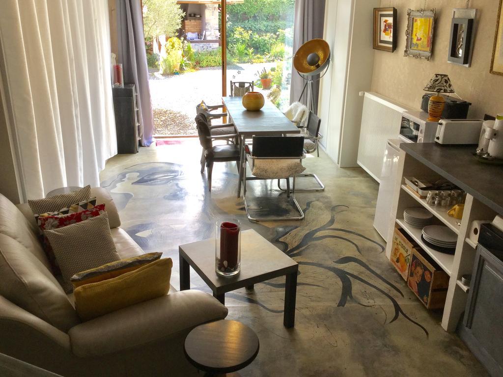 Loft Atypique Bed and Breakfast Villeneuve-de-Rivière Εξωτερικό φωτογραφία